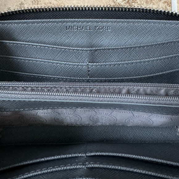 Michael Kors Grey Croc Embossed Zip Around Wallet with Silver Hardware - Picture 6 of 13